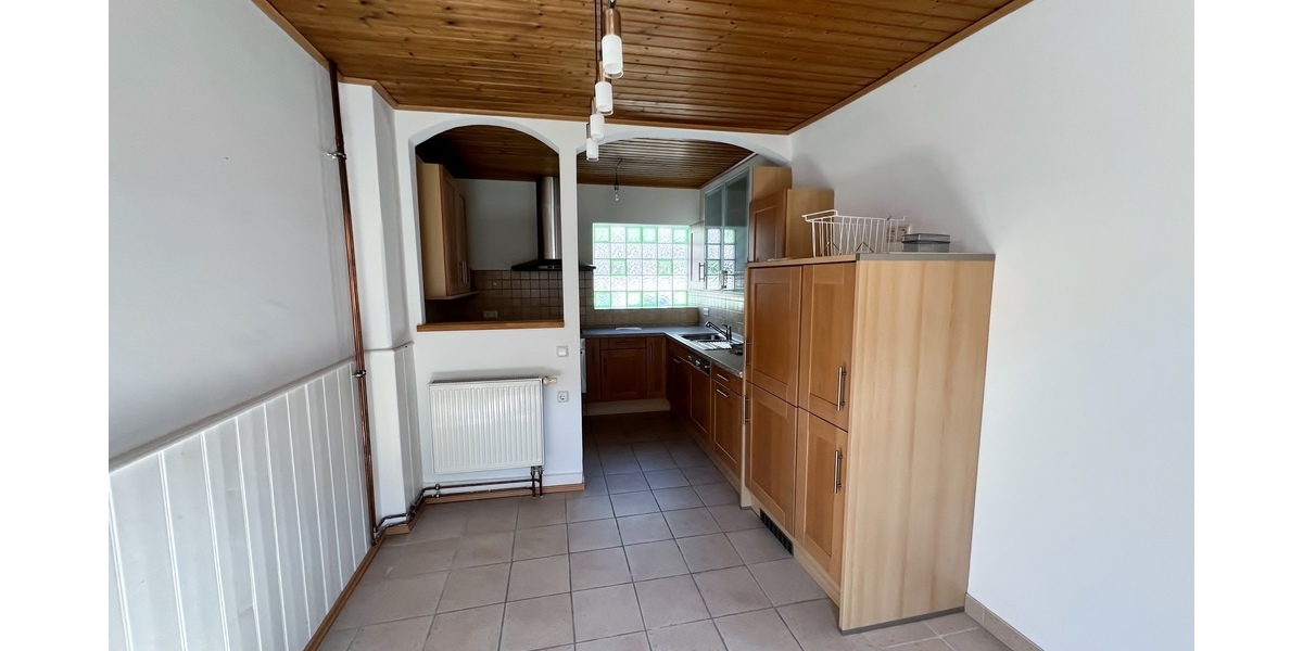 ***Charmantes Einfamilienhaus mit Ausbaupotenzial in begehrter Lage von Bodenheim*** - Einfamilienhaus Bodenheim | Angebot:26354857
