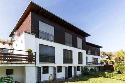 Haus Kelkheim - 6 Zimmer, 208 m&sup2;, 3.000&euro; | Angebot:27400623