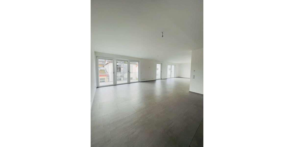 Etagenwohnung Eschborn - 3 Zimmer, 149 m&sup2;, 2.160&euro; | Angebot:27464548