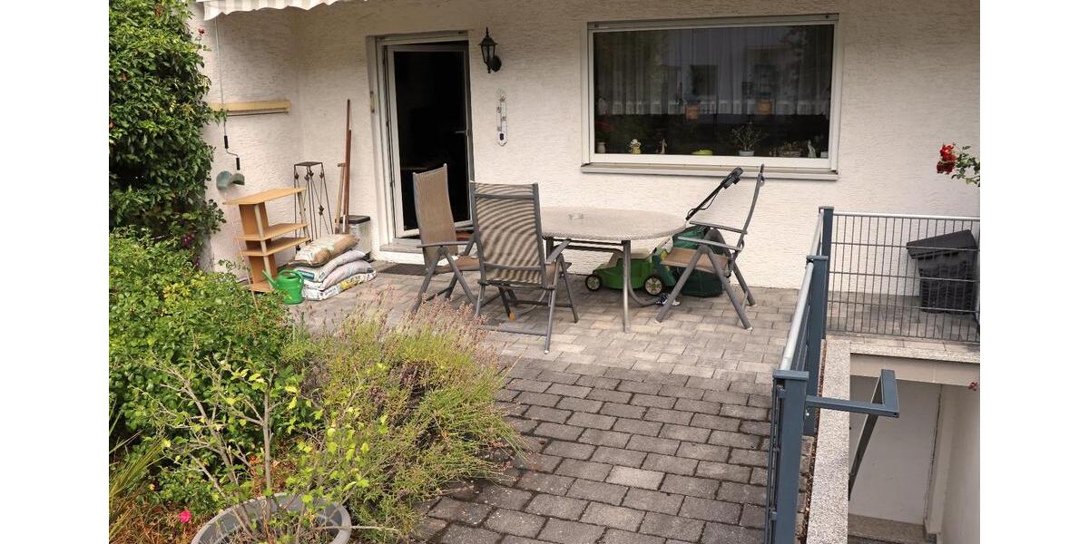 Reihenhaus Wiesbaden Bierstadt - 6 Zimmer, 141 m&sup2;, 545.000&euro; | Angebot:27230651