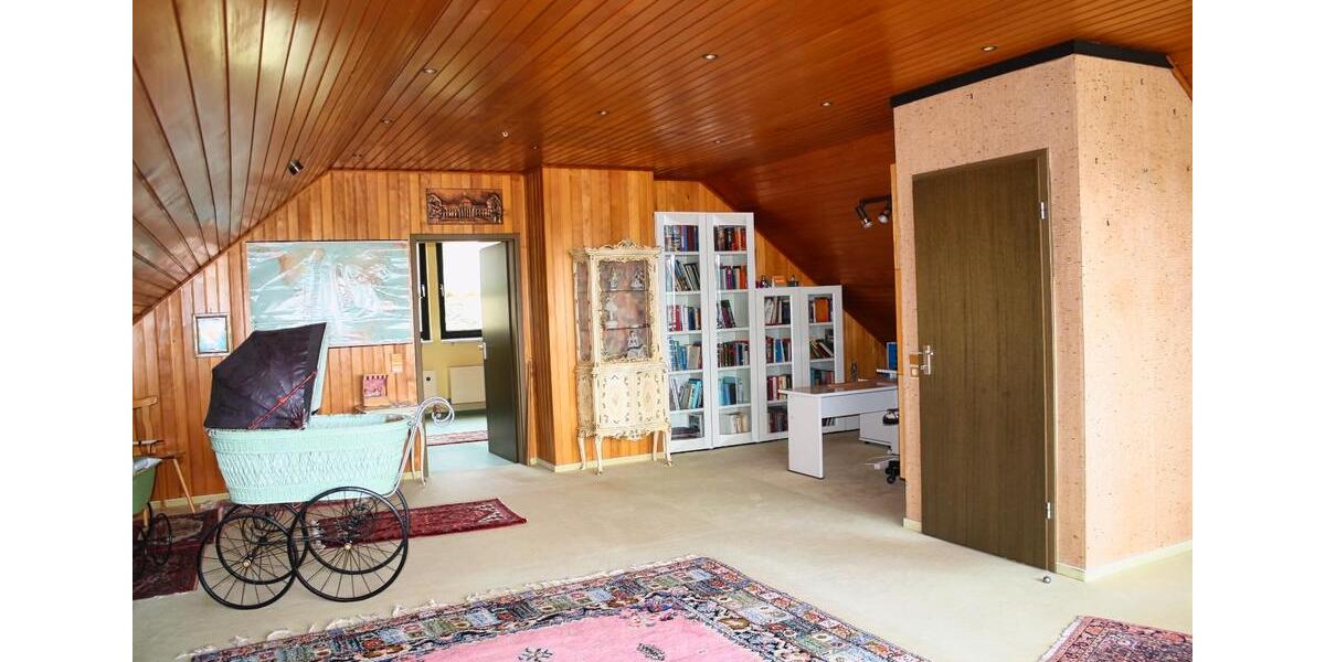 Einfamilienhaus Niedernhausen - 6 Zimmer, 245 m&sup2;, 599.000&euro; | Angebot:27440074