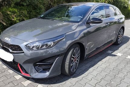 Kia pro ceed / ProCeed 22.000 km 27.900 &euro; Wiesbaden 65189