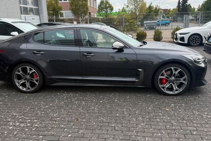 Kia Stinger 159.000 km 20.000 &euro; Weiterstatd 64331