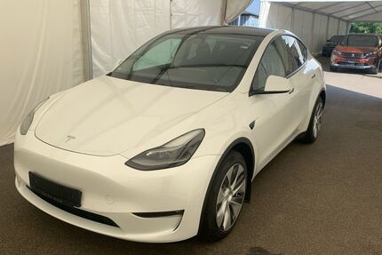 Tesla Model Y 90.413 km 31.290 &euro; Eschborn 65760