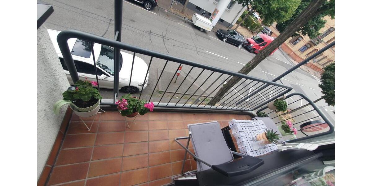 Etagenwohnung Wiesbaden Biebrich - 2 Zimmer, 66 m&sup2;, 265.000&euro; | Angebot:27446586