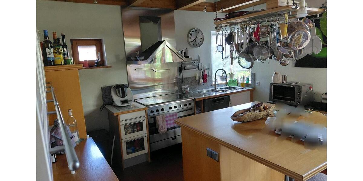 Einfamilienhaus Mettenheim - 11 Zimmer, 250 m&sup2;, 650.000&euro; | Angebot:26915352