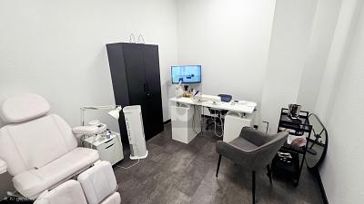 RÄUME ZUR UNTERMIETE IN FRISEUR & KOSMETIKSALON ! - Gewerbeobjekt Wörrstadt | Angebot:27473494