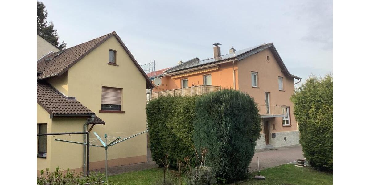 Doppelhaushälfte Kelkheim (Taunus) - 8 Zimmer, 210 m&sup2;, 650.000&euro; | Angebot:27233653