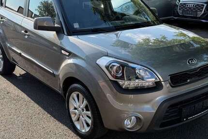 Kia Soul 86.000 km 6.999 &euro; Wiesbaden-Amöneburg 65203