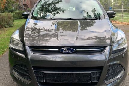 Ford Kuga 135.779 km 7.299 &euro; Mainz-Kastel 55252