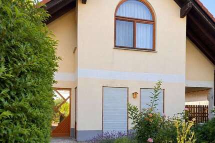 Wohnung Jugenheim - 1 Zimmer, 67 m&sup2;, 650&euro; | Angebot:26949246