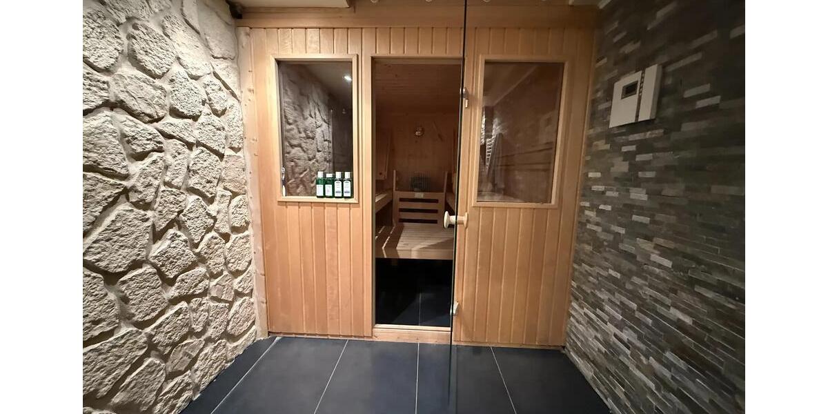 Bungalow Sulzbach (Taunus) - 4 Zimmer, 170 m&sup2;, 2.200&euro; | Angebot:26429353