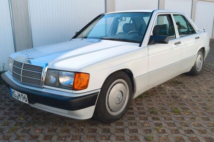 Mercedes-Benz 190 221.100 km 7.750 &euro; Steinbach 61449
