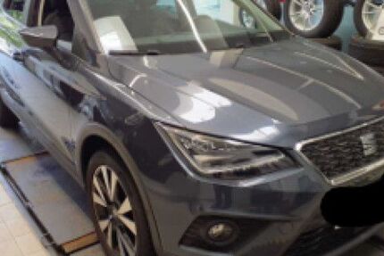 Seat Arona 27.650 km 16.990 &euro; Königstein 61462