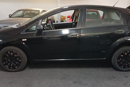 Fiat Grande Punto 206.000 km 1.500 &euro; Rüsselsheim 65428