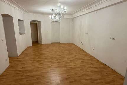 Wohnung Wiesbaden Klarenthal - 6 Zimmer, 172 m&sup2;, 375.000&euro; | Angebot:27167832