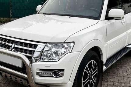 Mitsubishi Pajero 118.000 km 29.990 &euro; Nauheim 64569
