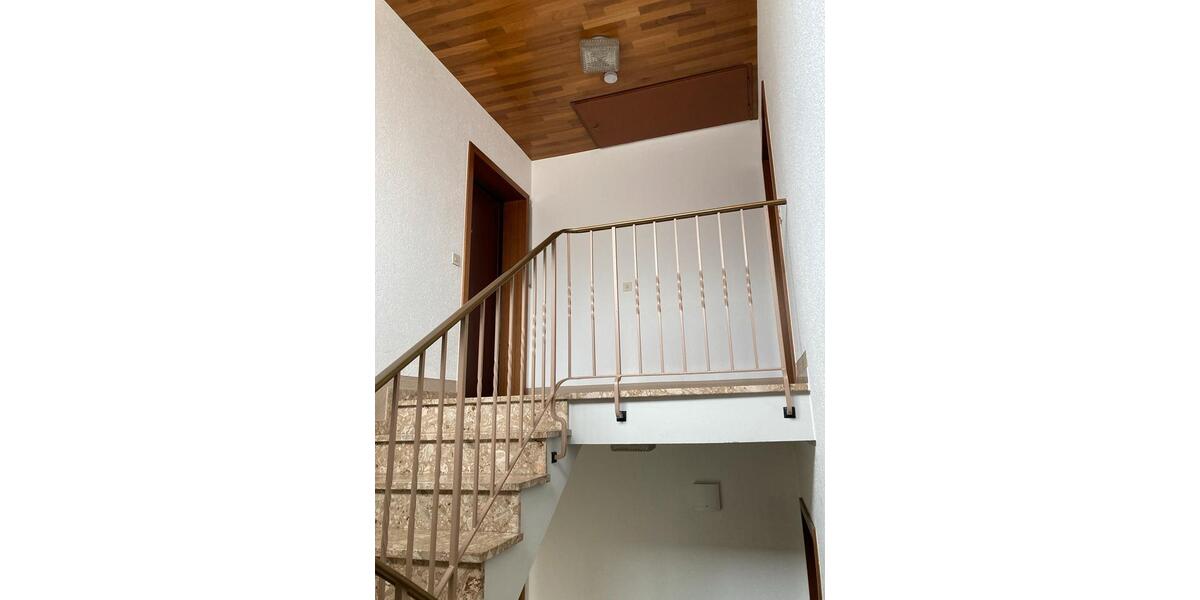 Dachgeschoßwohnung Rüsselsheim am Main - 2 Zimmer, 62 m&sup2;, 220.000&euro; | Angebot:27429691