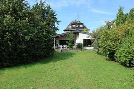 Haus Griesheim - 7 Zimmer, 230 m&sup2;, 2.100&euro; | Angebot:24650586