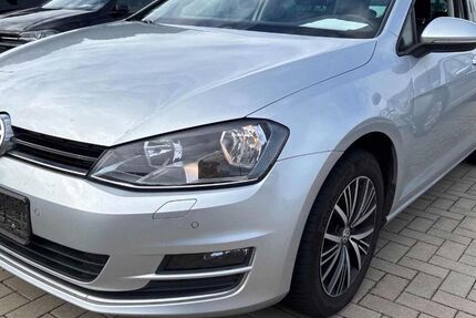 VW Golf 144.000 km 9.299 &euro; Kelkheim 65779