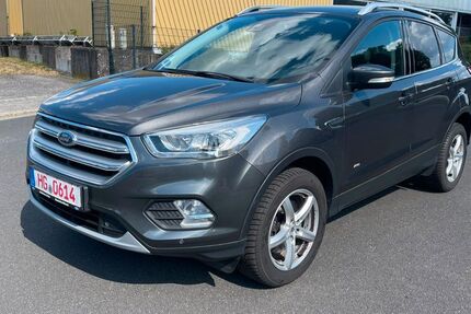 Ford Kuga 121.393 km 12.400 &euro; Kronberg 61476