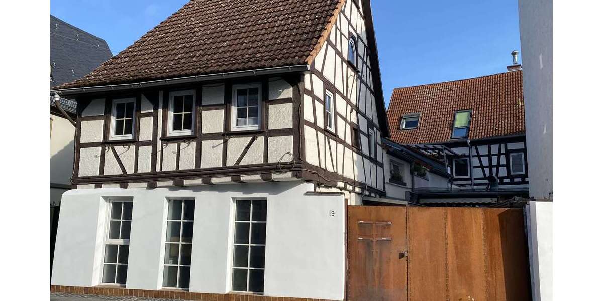 Etagenwohnung Hochheim - 3.5 Zimmer, 150 m&sup2;, 1.580&euro; | Angebot:23139234