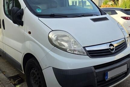 Opel Vivaro 323.000 km 5.800 &euro; Gensingen 55457