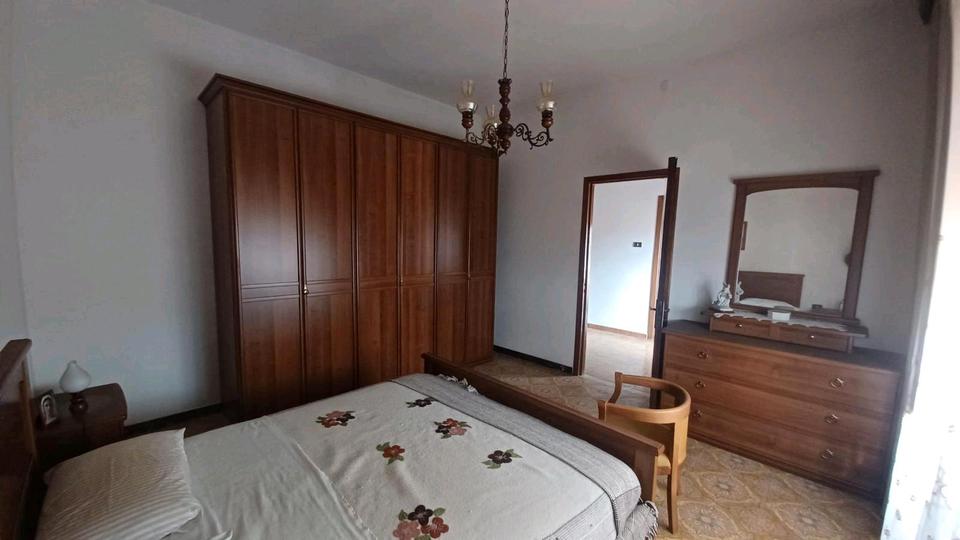Einfamilienhaus Wiesbaden Bierstadt - 7 Zimmer, 160 m&sup2;, 95.000&euro; | Angebot:20461448