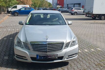Mercedes-Benz E 350 225.000 km 11.500 &euro; Griesheim 64347