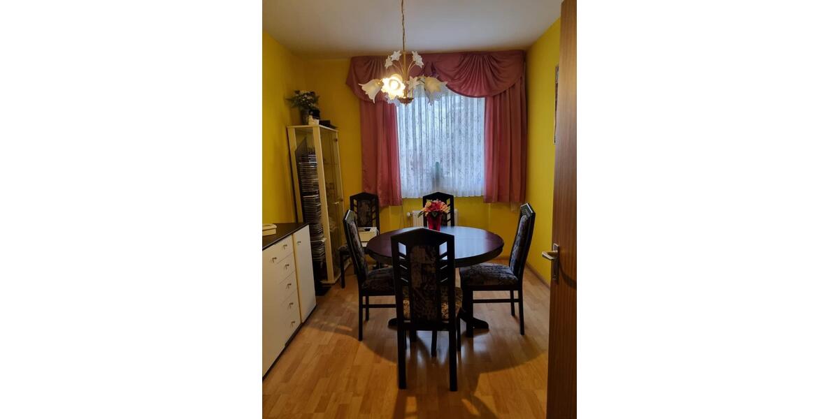 Etagenwohnung Bischofsheim - 2 Zimmer, 81 m&sup2;, 255.000&euro; | Angebot:26321326