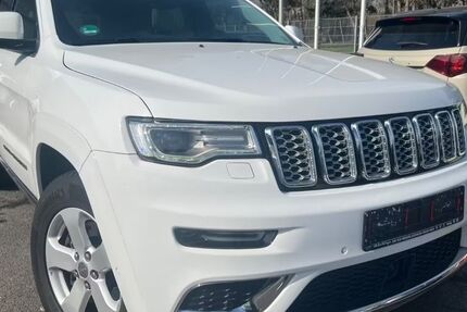 Jeep Grand Cherokee 123.000 km 20.800 &euro; Hattersheim am Main 65795