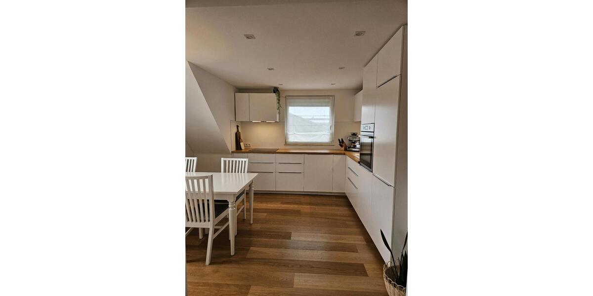 Dachgeschoßwohnung Griesheim - 2.5 Zimmer, 60 m&sup2;, 230.000&euro; | Angebot:27492473