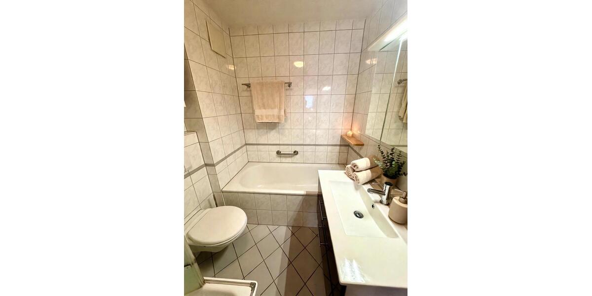 Etagenwohnung Wiesbaden Nordost - 2 Zimmer, 60 m&sup2;, 259.000&euro; | Angebot:27461372