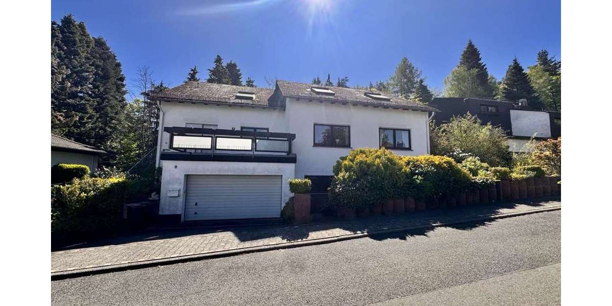 Einfamilienhaus Taunusstein Bleidenstadt - 10 Zimmer, 355 m&sup2;, 750.000&euro; | Angebot:27464446