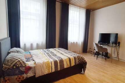 Zimmer Wiesbaden Mitte - 3 Zimmer, 675&euro; | Angebot:27490429