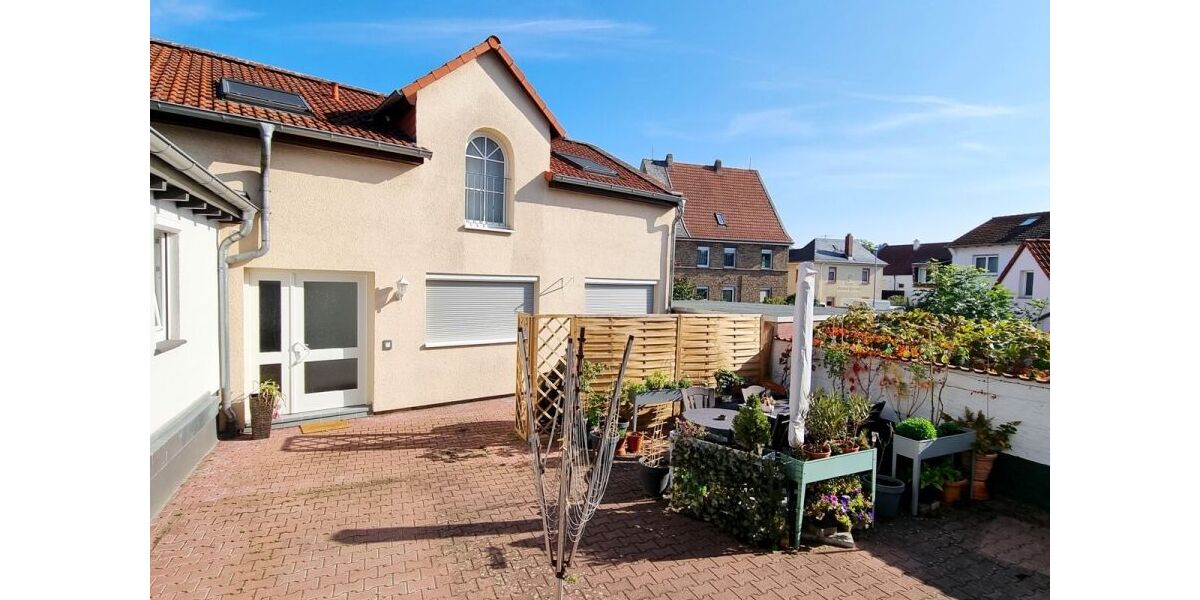 Provisionsfrei* Gepflegtes und sehr großzügiges Mehrfamilienhaus im Rheingau - Mehrfamilienhaus, Wohnhaus Oestrich-Winkel Winkel | Angebot:27490631