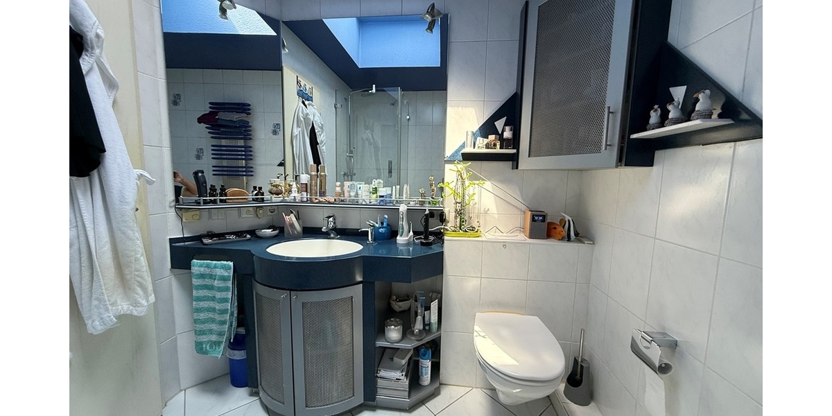 Hattersheim: Exzellente 5-Zimmer-Wohnung in absoluter Ruhe- und Sonnenlage - Etagenwohnung Hattersheim | Angebot:27499676