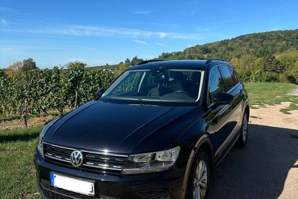VW Tiguan 75.000 km 18.399 &euro; Oestrich-Winkel 65375