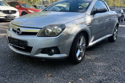 Opel Tigra 129.000 km 999 &euro; Wiesbaden 65197