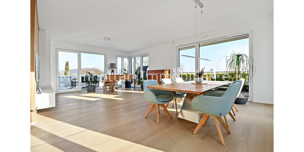 Einfamilienhaus Hofheim am Taunus - 4 Zimmer, 194 m&sup2;, 4.300&euro; | Angebot:26479252