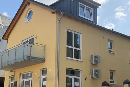 Haus Ingelheim - 9 Zimmer, 238 m&sup2;, 1.200.000&euro; | Angebot:27079883