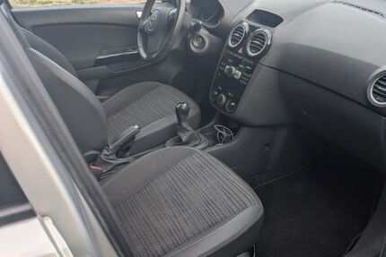 Opel Corsa 130.810 km 3.800 &euro; Bingen am Rhein 55411