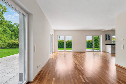 Haus Wiesbaden Nordost - 5 Zimmer, 229 m&sup2;, 1.890.000&euro; | Angebot:27162088