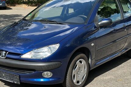 Peugeot 206 67.230 km 1.880 &euro; Rüsselsheim 65428