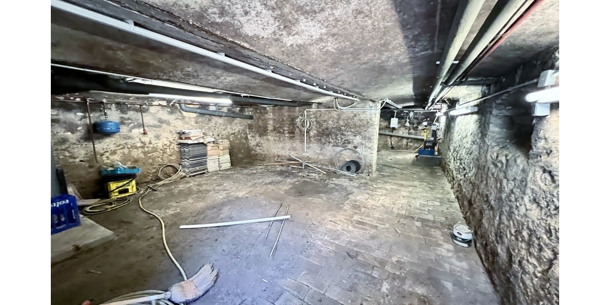 ***Charmantes Einfamilienhaus mit Ausbaupotenzial in begehrter Lage von Bodenheim*** - Anlageobjekt Bodenheim | Angebot:26354911