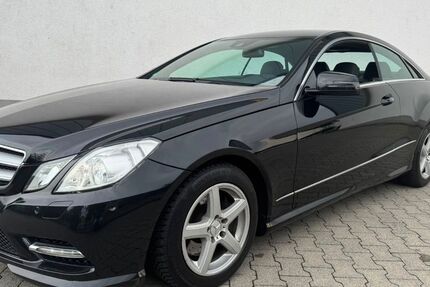 Mercedes-Benz E 200 190.532 km 8.900 &euro; Bischofsheim 65474
