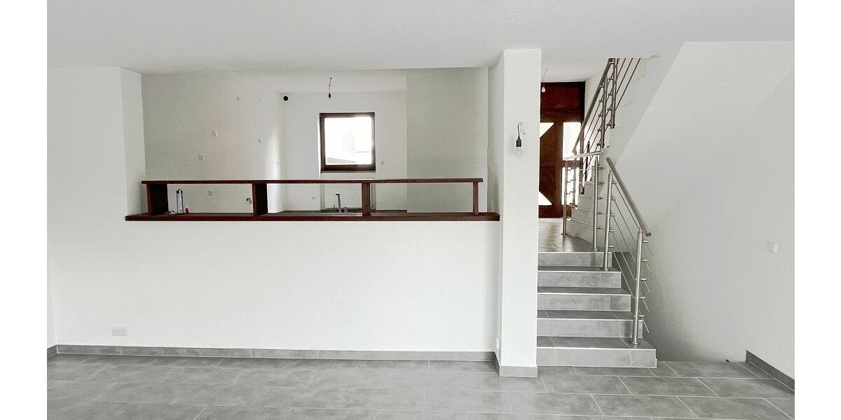 Attraktives Wohnhaus mit Einliegerwohnung für die große Familie - Einfamilienhaus Weiterstadt-Schneppenhausen Weiterstadt | Angebot:17480865