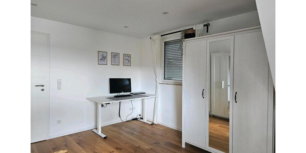Dachgeschoßwohnung Griesheim - 2.5 Zimmer, 60 m&sup2;, 230.000&euro; | Angebot:27492473