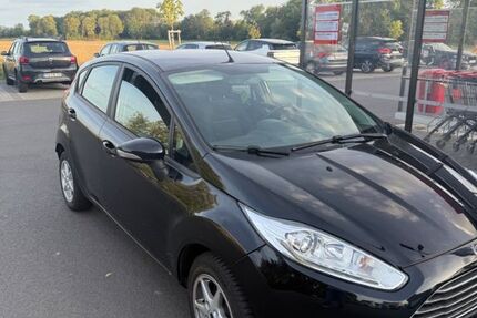 Ford Fiesta 207.000 km 4.300 &euro; Liederbach 65835