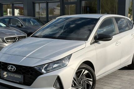 Hyundai i20 18.200 km 14.490 &euro; Büttelborn 64572